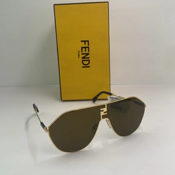 💯- New Original Fendi FE40080U round sunglasses Shiny endura gold / brown